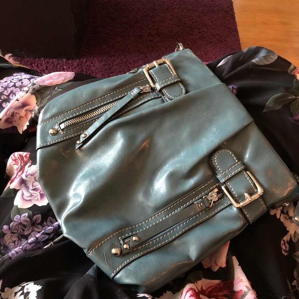 ✨3 for $30✨Nine West Crossbody Bag (NWOT)